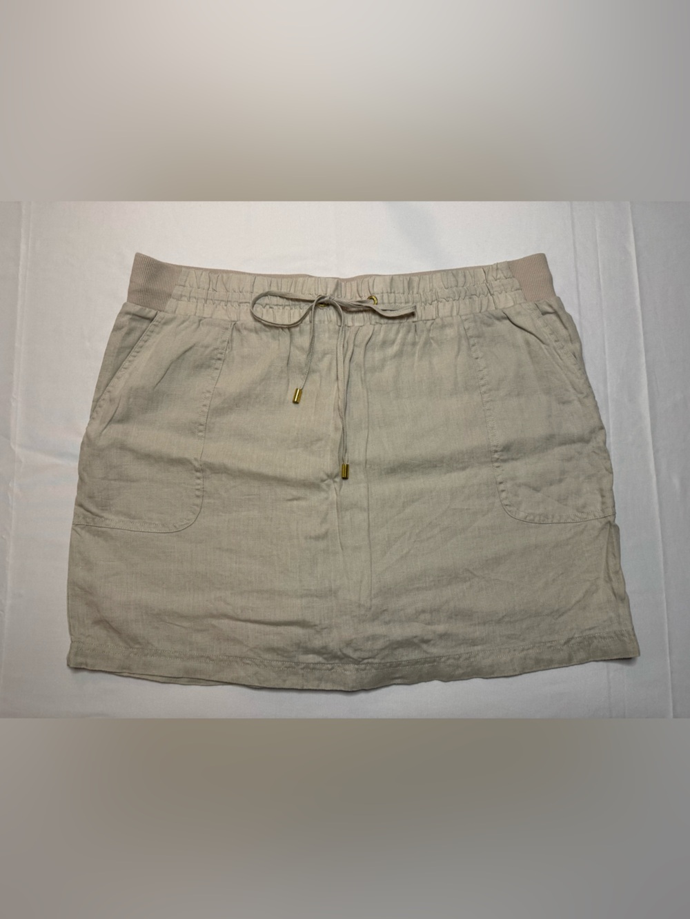 Ellen Tracy Neutral Beige Drawstring Mini Linen Skort